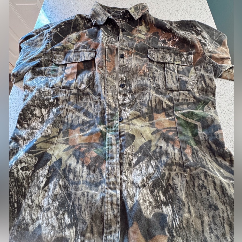 Camo red head for her jacket! size large